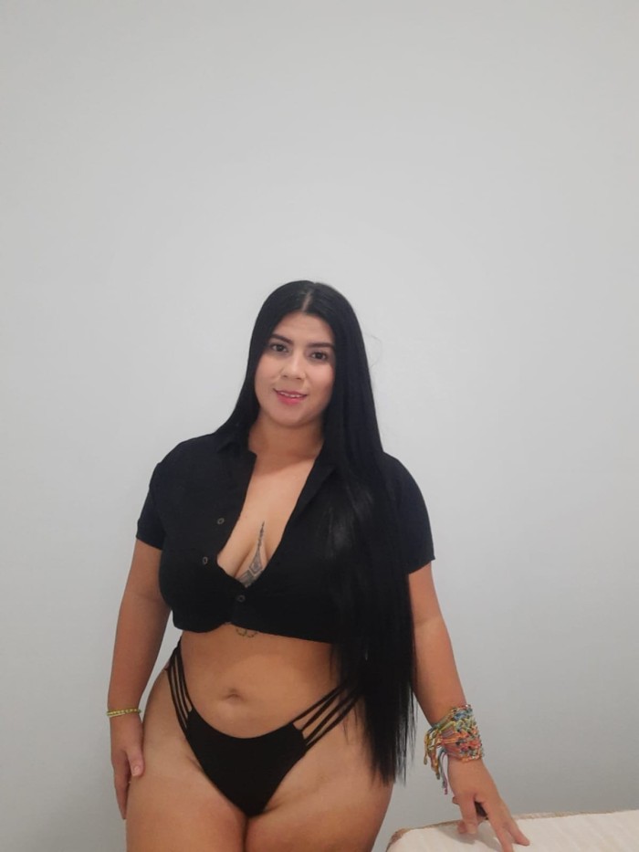 DE PASO POR ELDA CON MUCHAS GANAS DE SEXO…