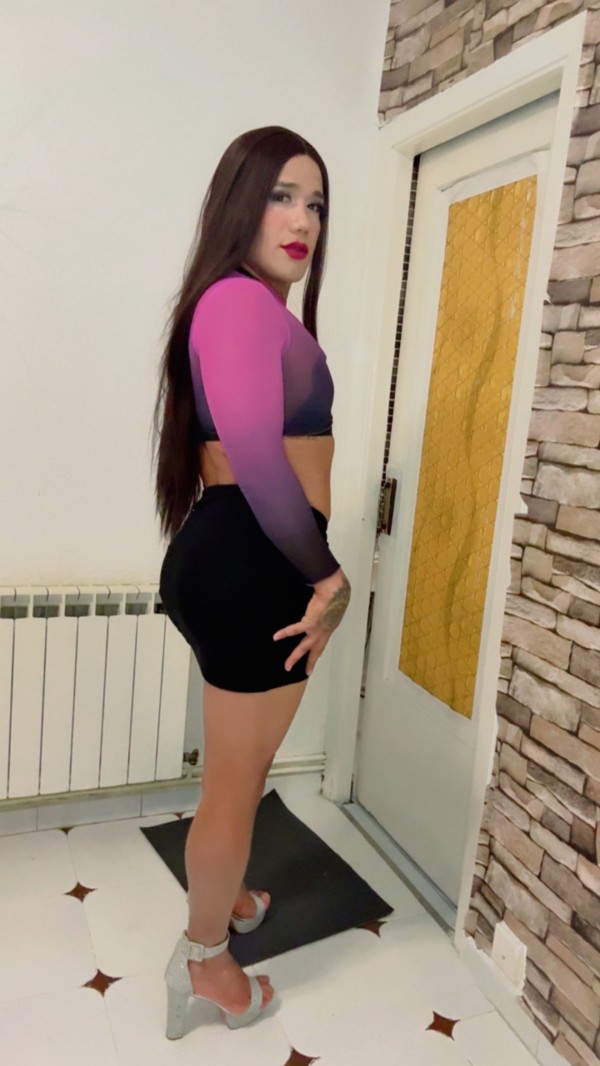HERMOSA TRAVESTÍ NATURAL POLLONA SIEMPRE DURA