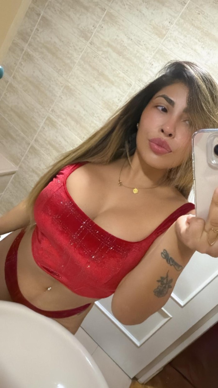 SUPER VICIOSA FIESTERA CORRIDA CHORRO TETONA