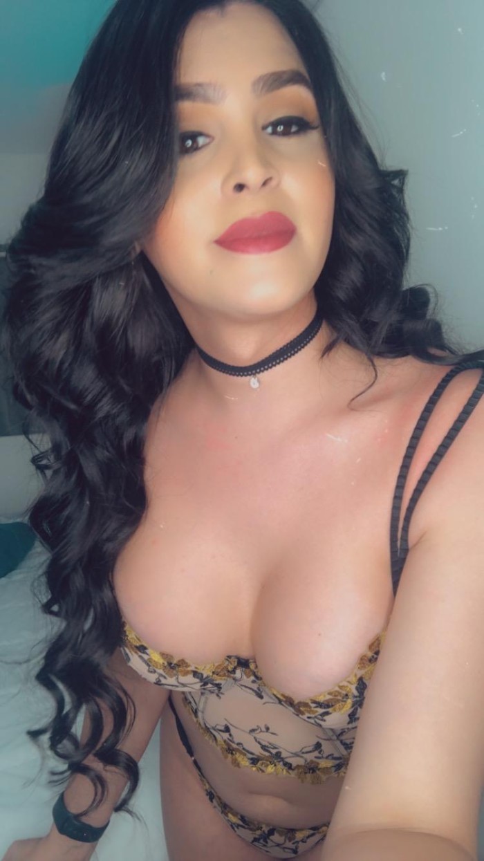 NOVEDAD EN VALENCIA TRANS FIESTERA SUPER DIOSA. SE
