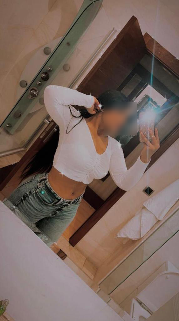 Hola soy Victoria una mulata con grandes caderas p