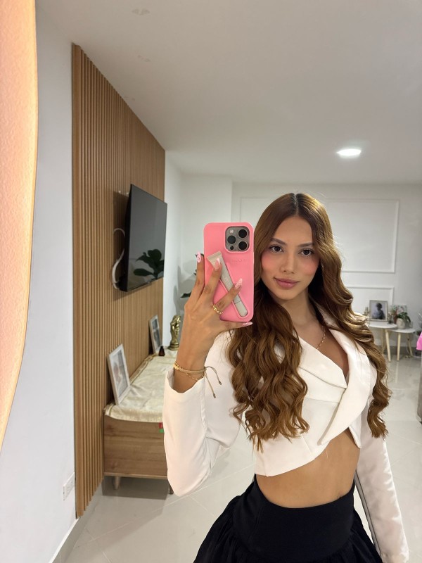 Paulina – Argentina Acompañante de Lujo en Ibiza