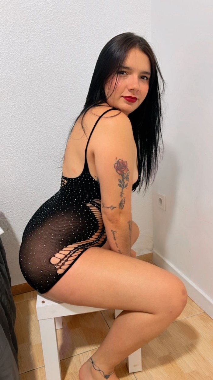 RICA Y SENSUAL JOVENCITA PARA UN MAÑANERO