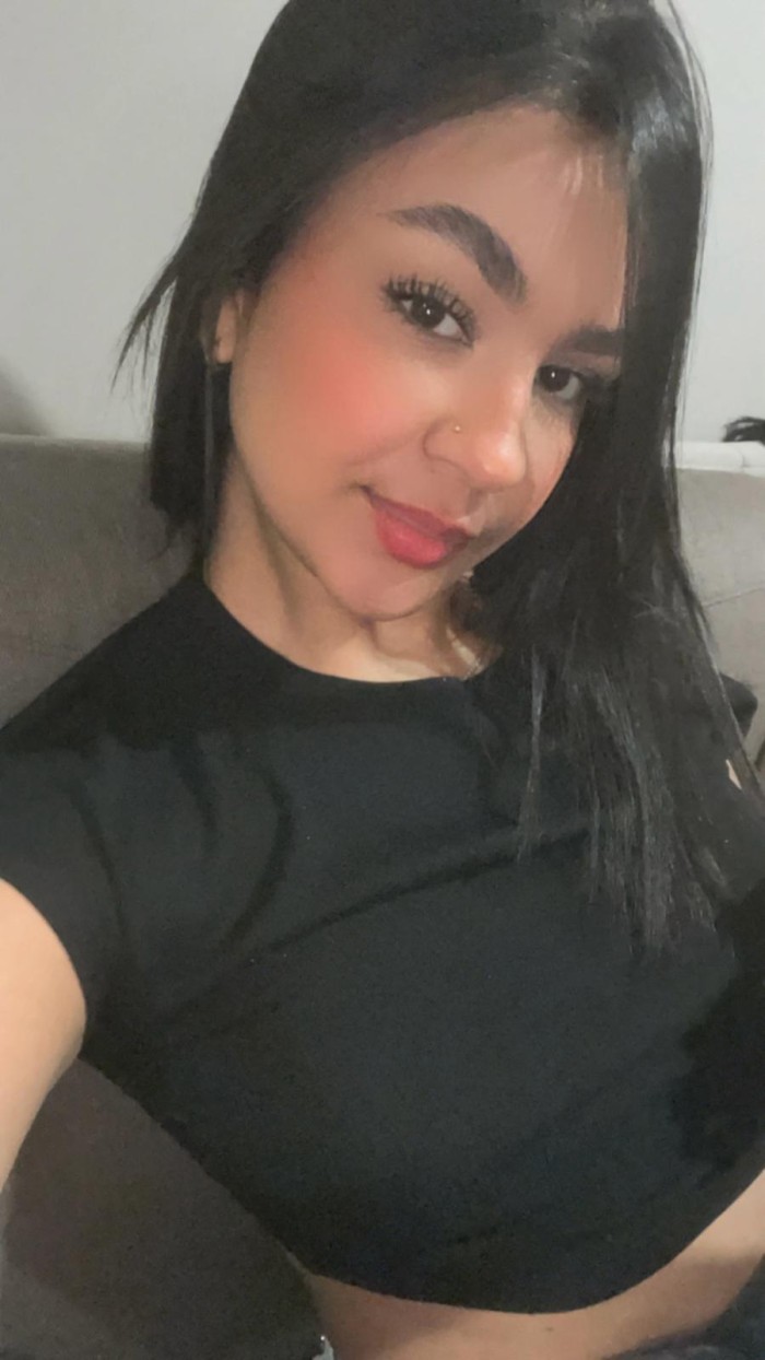 MULATA PERVERSA,CACHONDA Y BIEN PUTONA Y FIESTERA