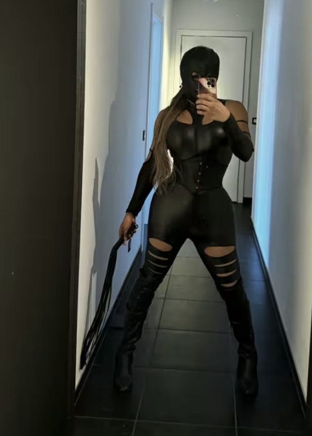 Tu Dama, Tu Fantasía, Tu Límite