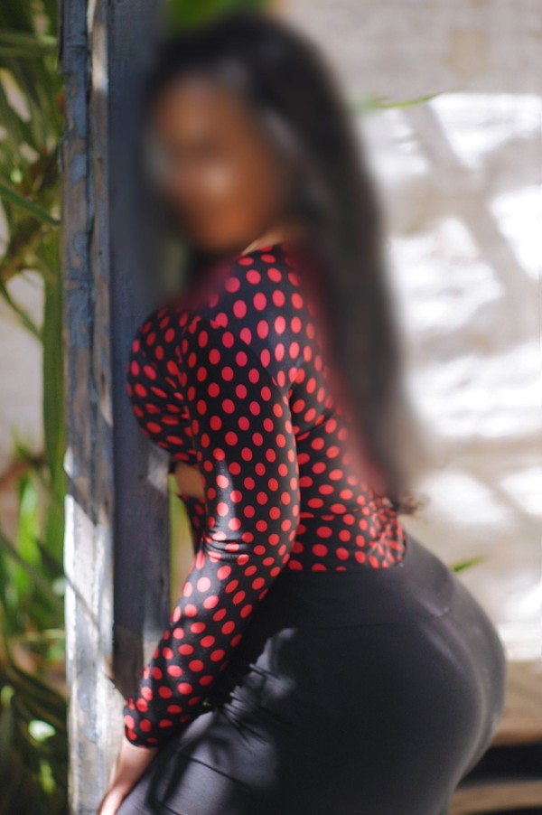 TODA UNA DELICIA Y UN VICIO PARA CUALQUIER HOMBRE