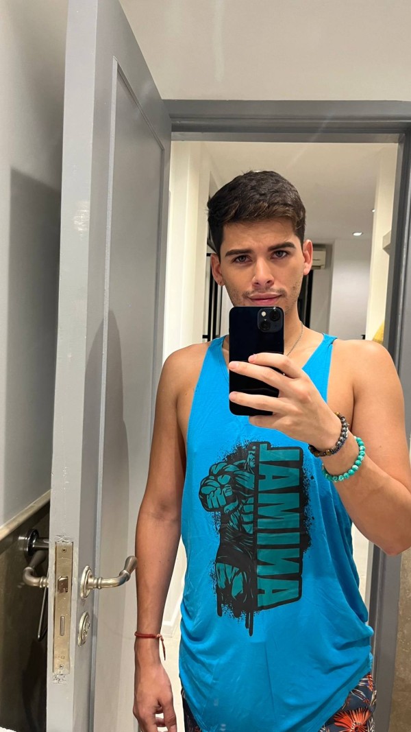 JOVENCITO TWINK VENEZOLANO ATRACTIVO SEXY FIESTERO