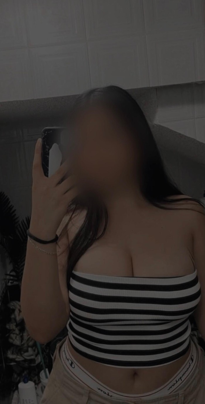 LATINA HOT, CAMI