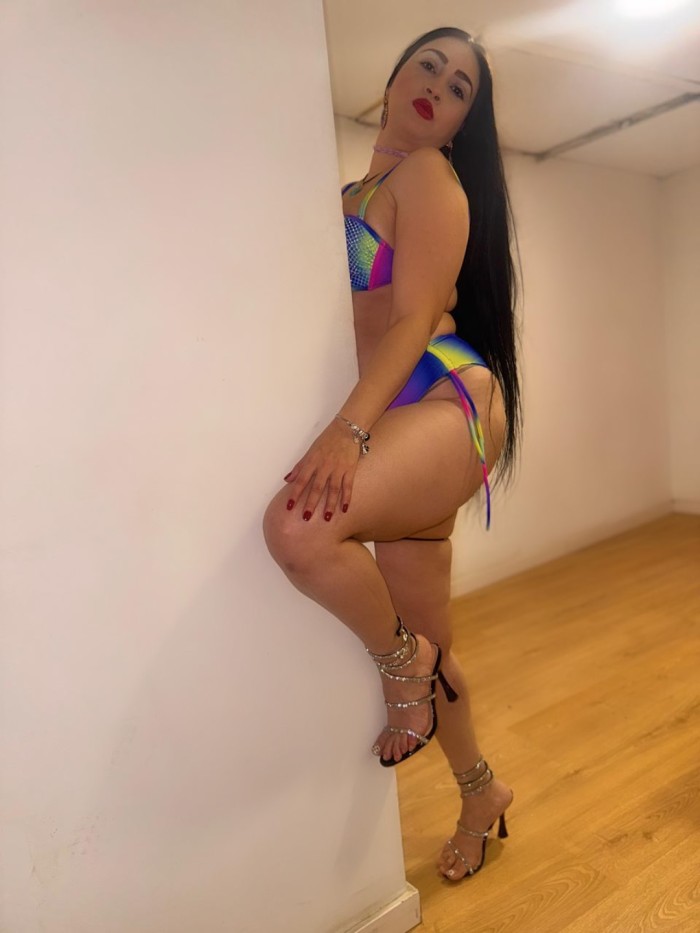 TU DIABLITA CALIENTE / SALIDAS