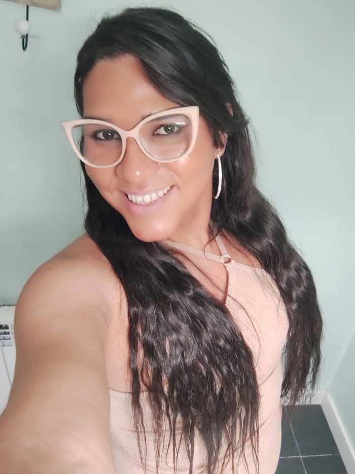 Nena latina viciosa fogosa morboso disponible ya