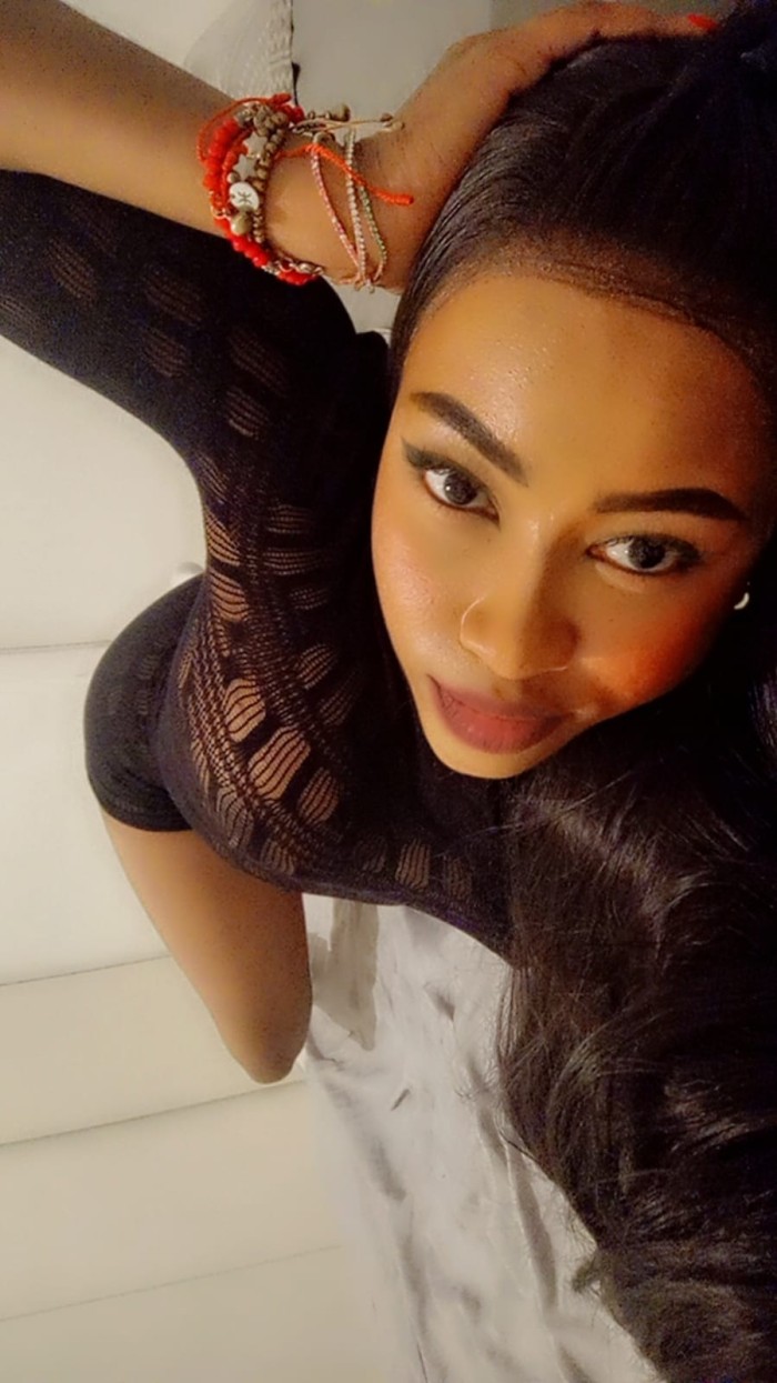 CON TU LENGUA ENCUENTRA MI PUNTO G