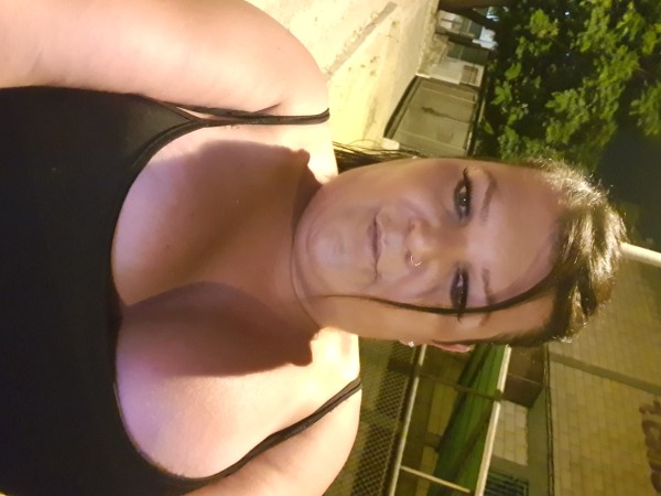 Valeria transexual hago videollamadas y salida 24