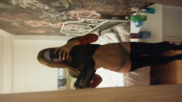 ESPAÑOLA ESPAÑOLA DELGADITA SHEMALE