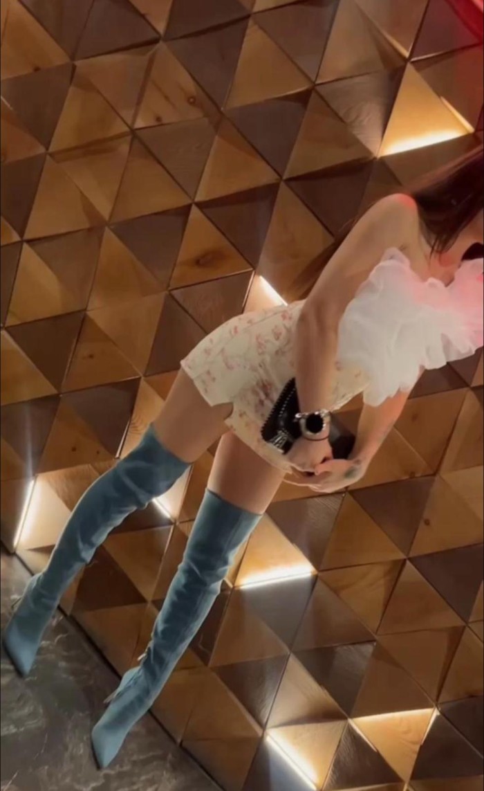 Solo hasta el jueves! Modelo española jovencita