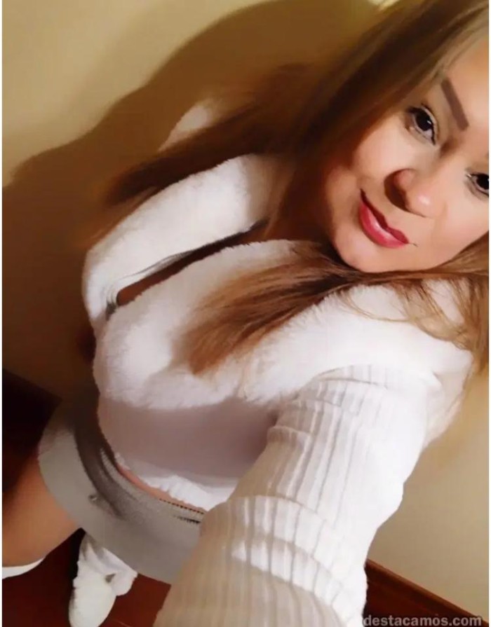 JUGUETONA Y MUY TRAVIESA LATINA VEN FOLLAME Y DEJAME FOLLARTE