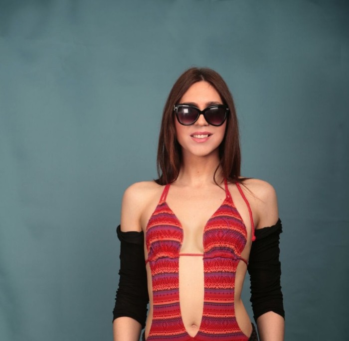 ESPAÑOLA ESPAÑOLA DELGADITA SHEMALE