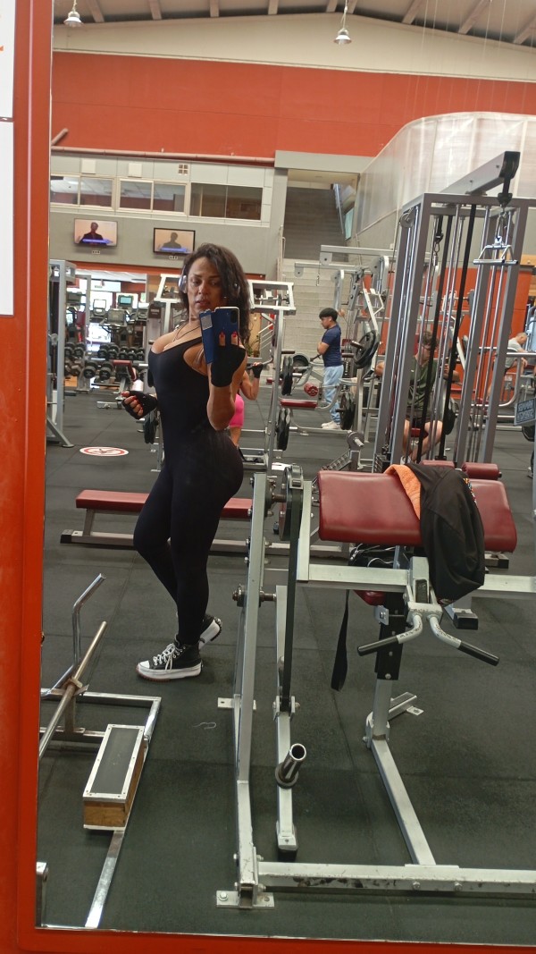 LEONA TRANS JUGUETONA VILLA FRANCA