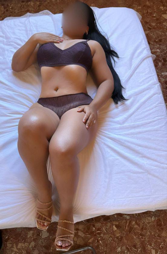 MUJER DULCE PREDISPUESTA A HACER LOCURAS