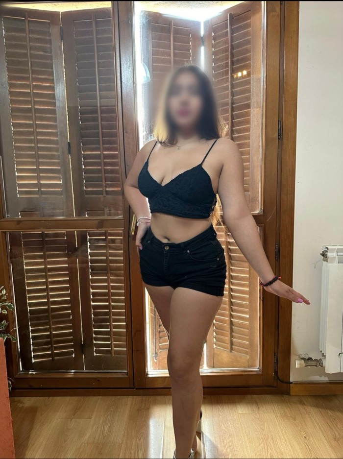 ISA GUAPA JOVENCITA FOLLADORA!!