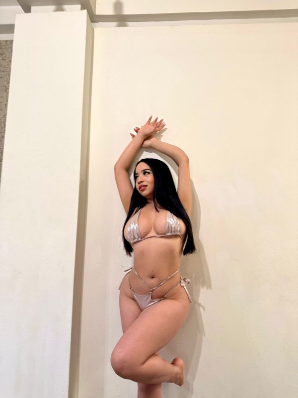 Encantadora venezolana muy cariñosa y fiesterita