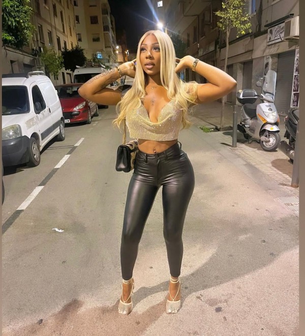 Rubia cachonda Novedad