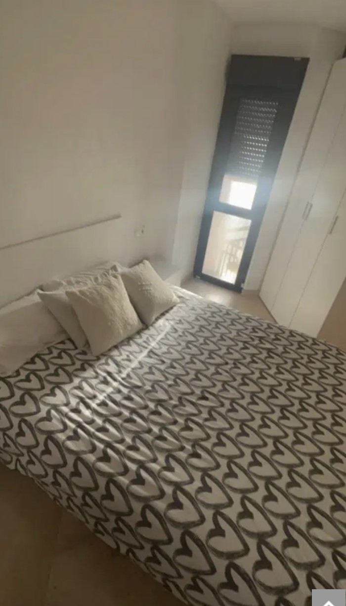 PISO INDEPENDIENTE CHICAS