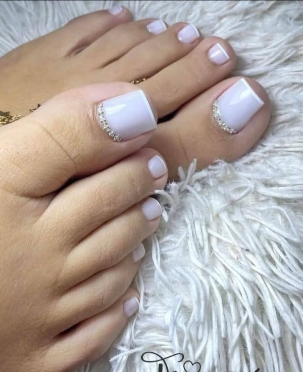 Rubia muy maja, de paso por tu ciudad