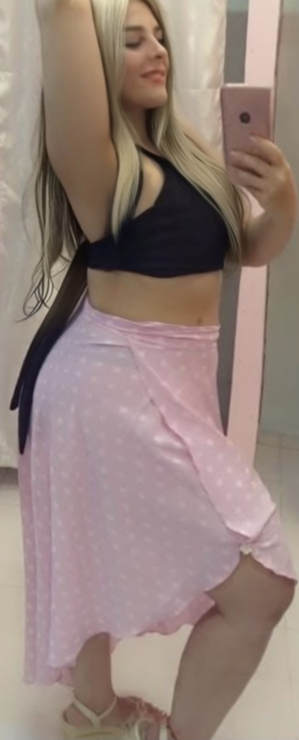 NOVEDAD , ULTIMOS DIAS ,RUBIA CURVAS DE INFARTO