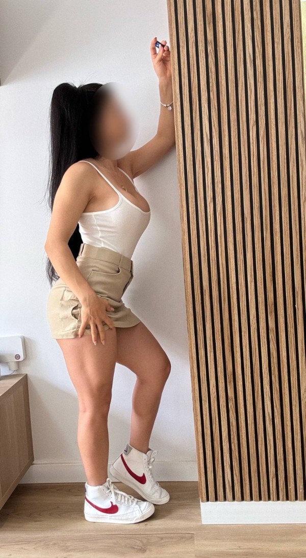 Hermosa latina super amorosa