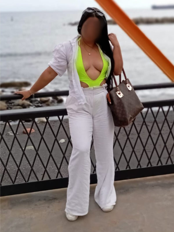 Pretty girls in Granada La Casa de Lole