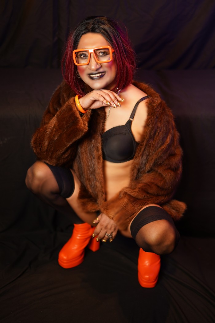 Maduros y Casados Gatita te espera