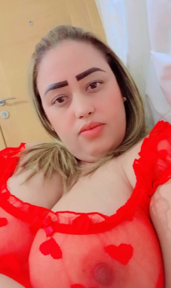 Súper deliciosa viciosa y adicta al sexo