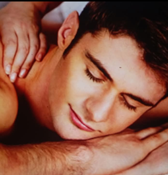 Elena deliciosa rusa para auténticos caballeros!