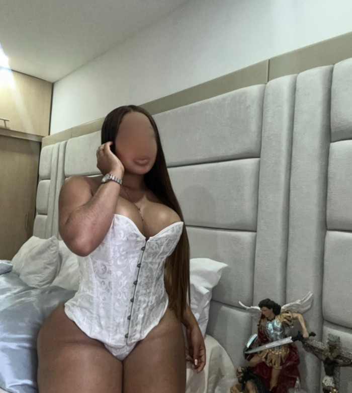 Isa, novedad en Málaga centro. 24h