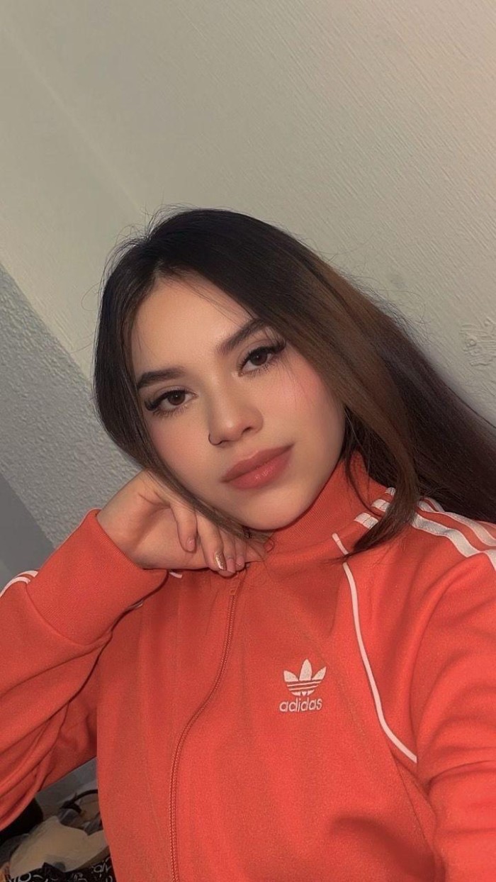 LA NIÑA QUIERE LECHE//SALIDAS 24H