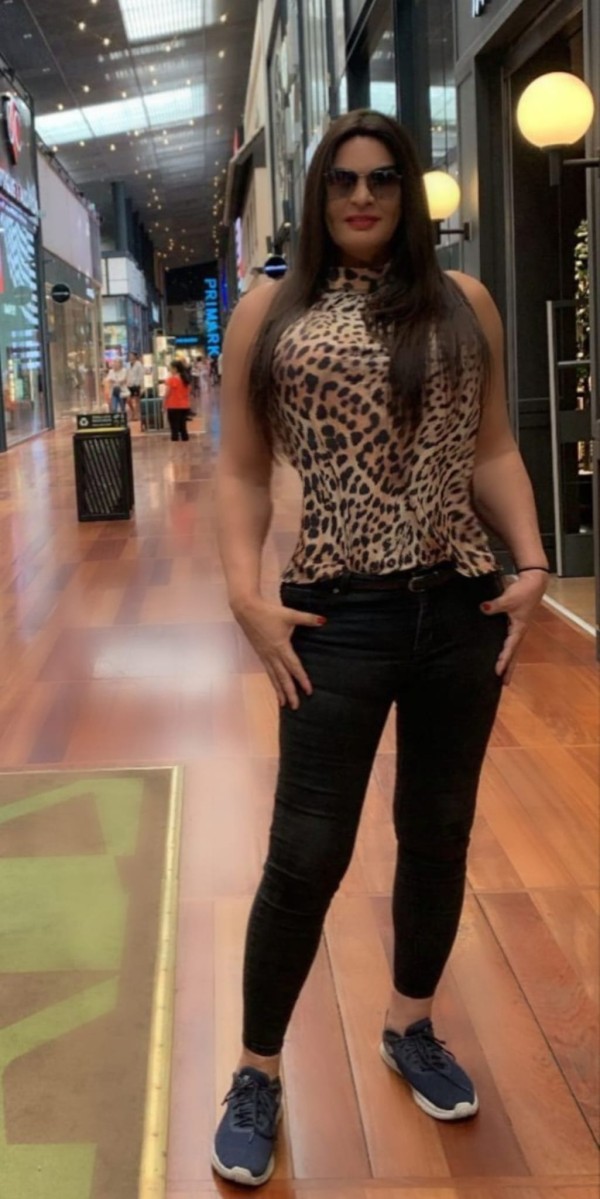 (POR PLAZA ESPAÑA) TRANS LANA PIOVANY Y SU 23CM SIN ENGAÑOOS L