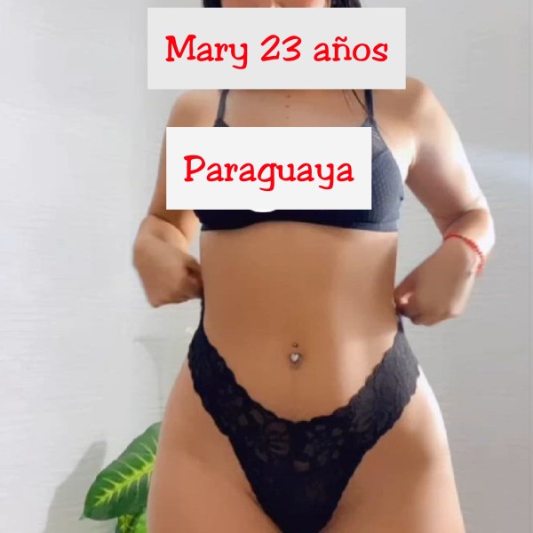 Delgadita, morena, de curvas 20€