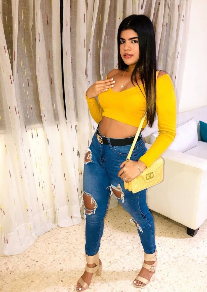 Colombiana viciosa en el sexo solita en Santiago