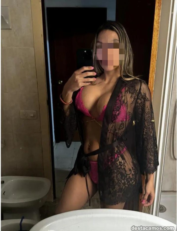 Bomboncito latino exótico