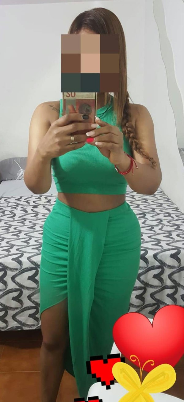 ¡ESTOY MOJADITA Y CACHONDA…ESPERANDO POR TI *VIENES O VOY??? OPEN 24HRS