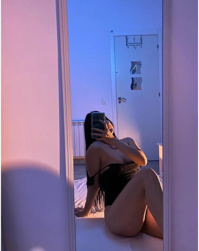 Hola amorcito hago salidas y sexo en tu coche