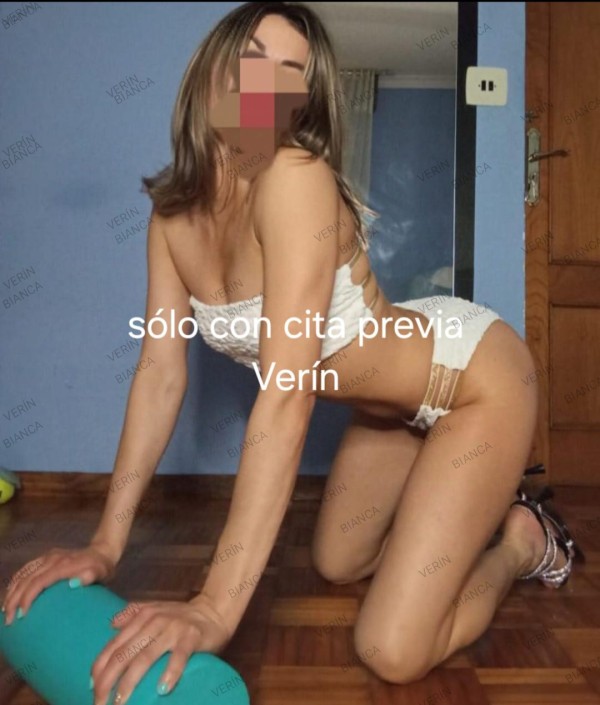 Atiendo con cita previa,desde las 15 horas hasta las 23 horas.