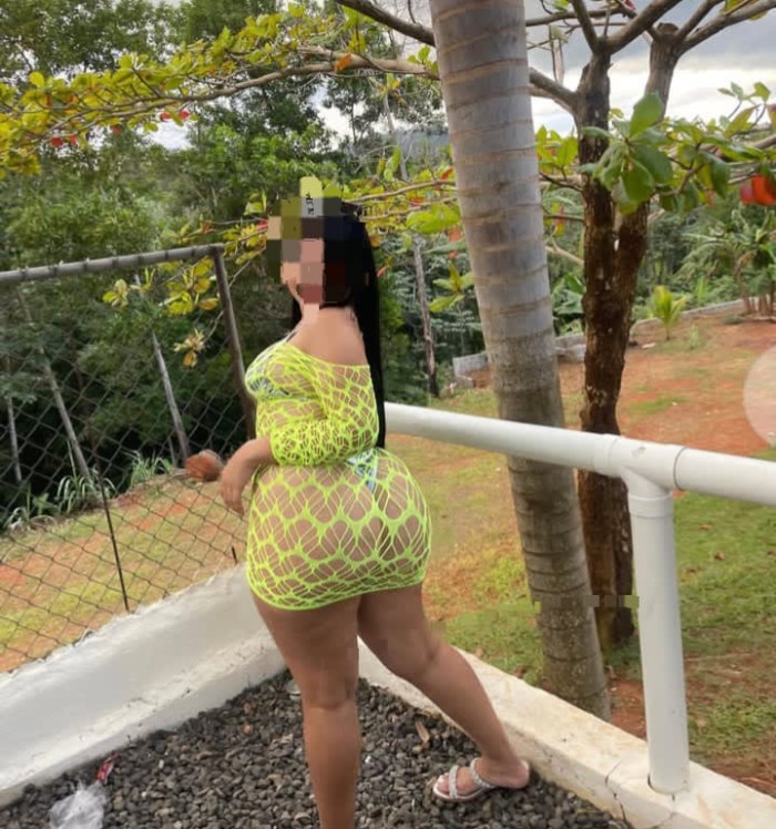 DISFRUTA DE ESTA PUTITA BIEN GUARRA Y PERVERSA