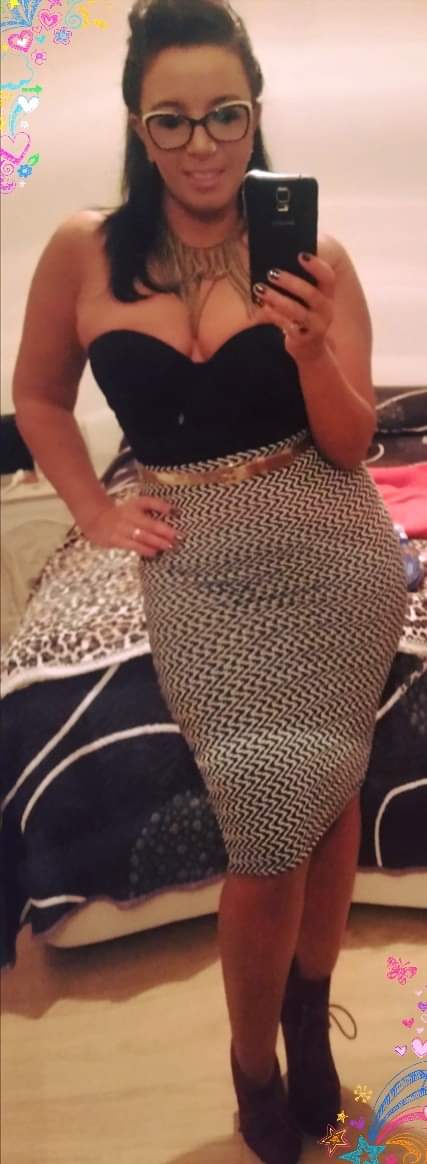 TU HEMBRA GALLEGA SOLITA EN MI PISO DE ARES.