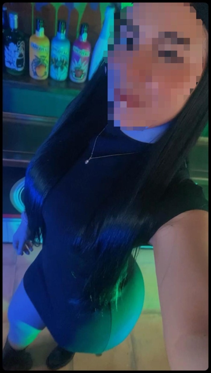 Colombiana muy dulce muy guapa
