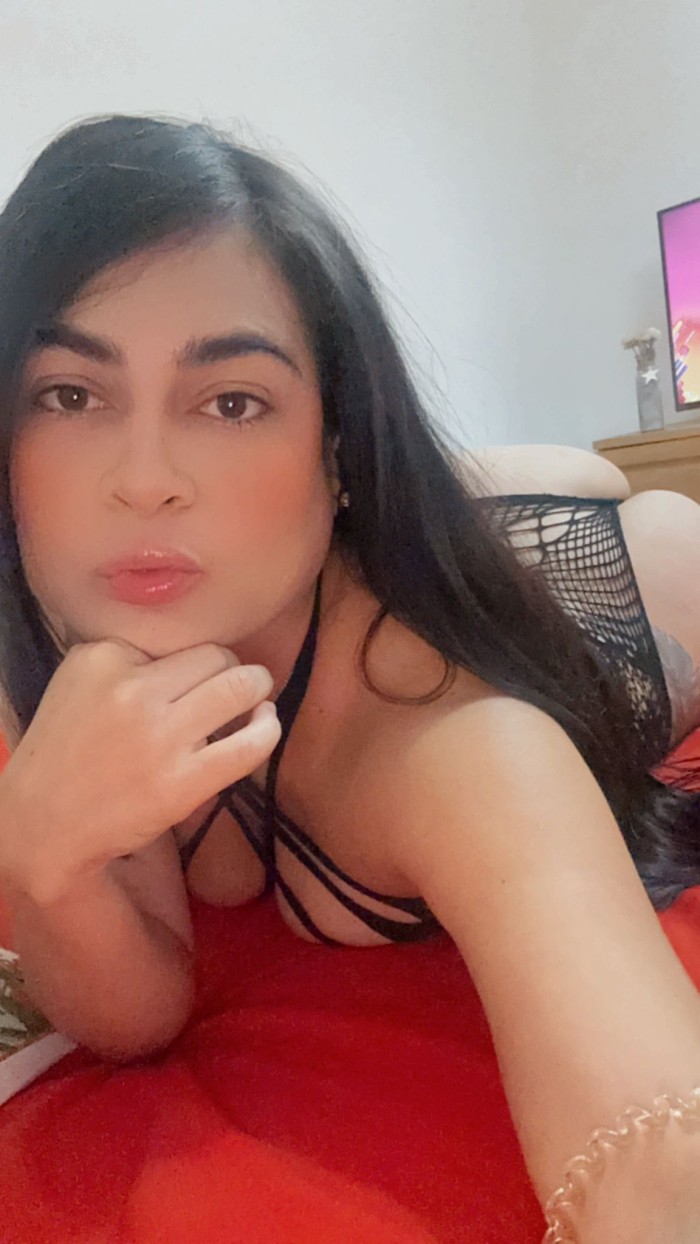 GOLOSA ARDIENTE JOVENCITA MUY CACHONDA