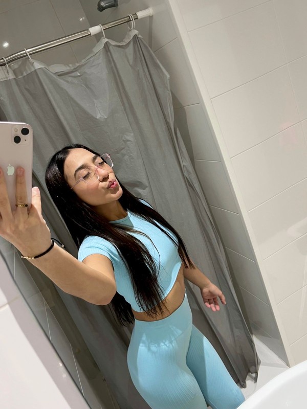 muy cachonda con un cuerpazo de infarto NOVEDAD