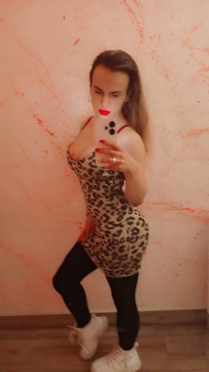 Carolina Chica Trans Colombiana Sexy Jovencita