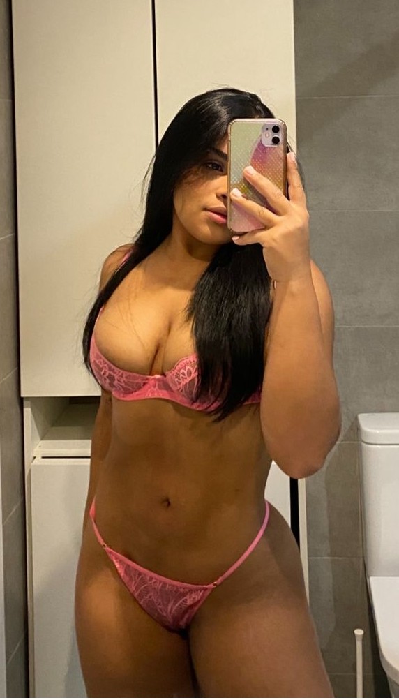 CHICA LINDA, MUY CACHONDA, TENGO PACK DE HRS