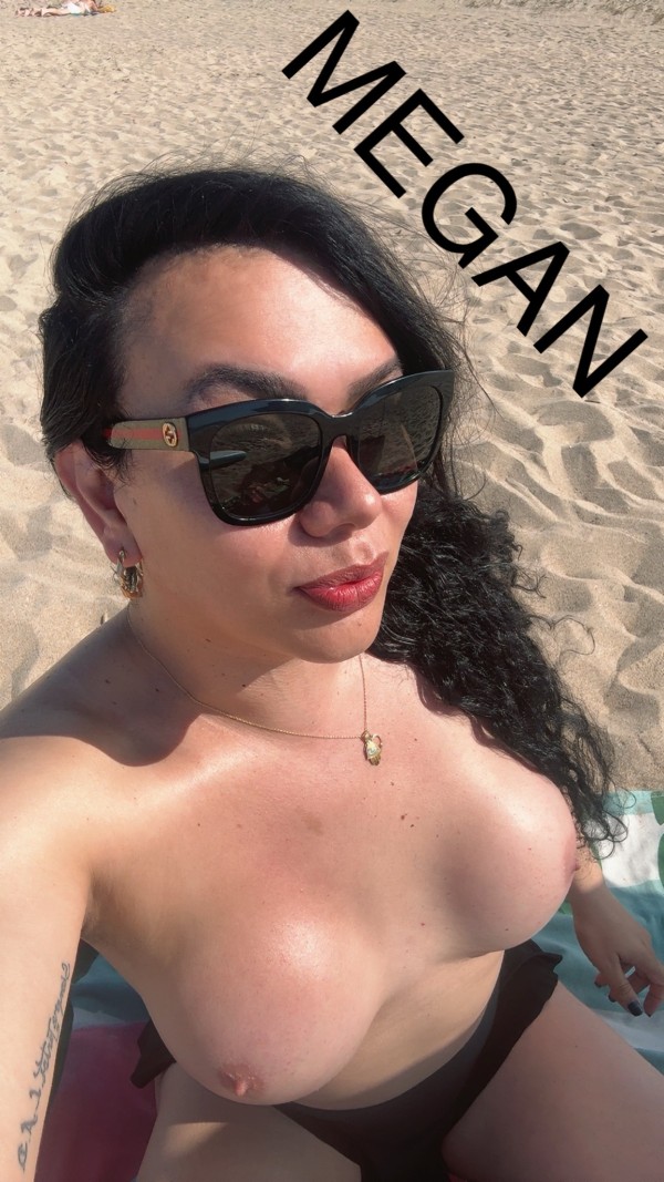 EN REUS TRANS MORBOSA FIESTERA Y FOLLADORA